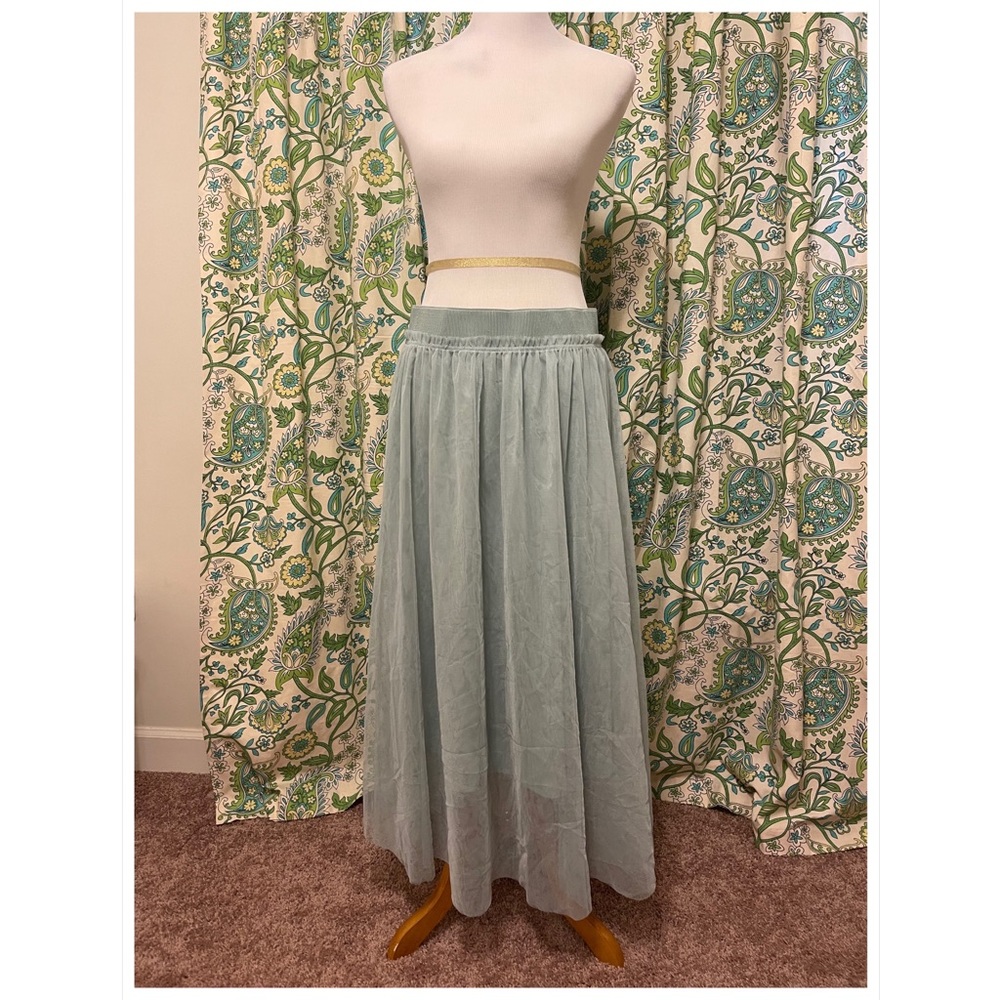 H&M Mint Calf-Length Tulle Skirt